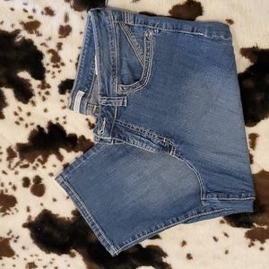 PLC Lee Slender Secret 16 Capri